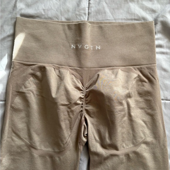 NVGTN Taupe Contour 2.0 Seamless Leggings - Picture 4 of 6